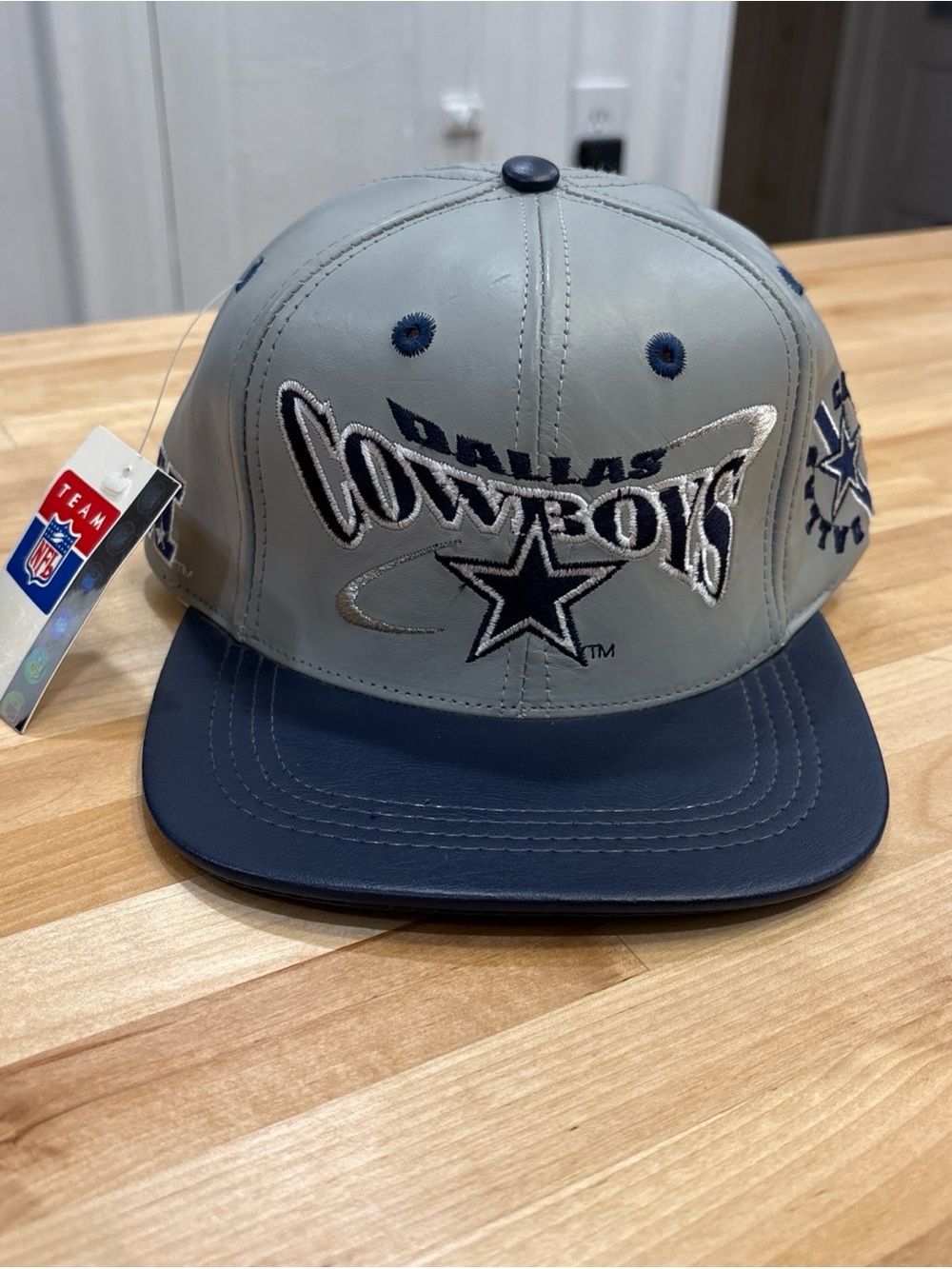 NWT Vintage Proelite DALLAS COWBOYS Leather Adjustable Snapback Cap Football NFL